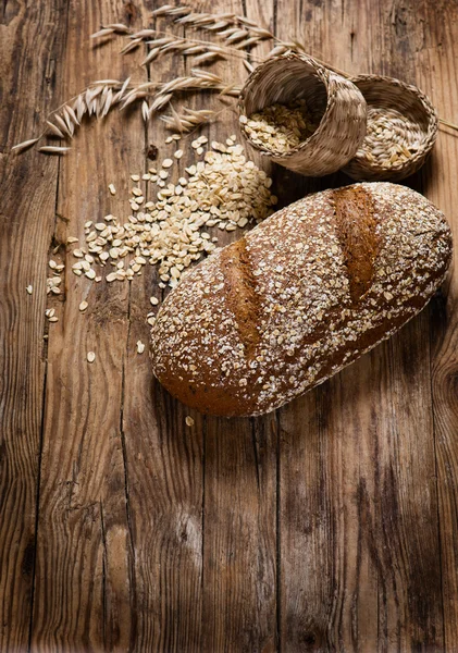 Вівсяний хліб з прокатом вівса — стокове фото