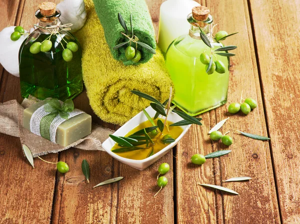 Grön oliv spa — Stockfoto