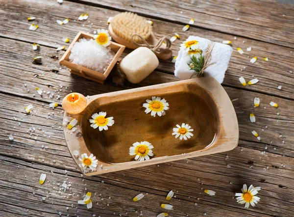 Aromatherapy SPA set of chamomile — Stock Photo, Image