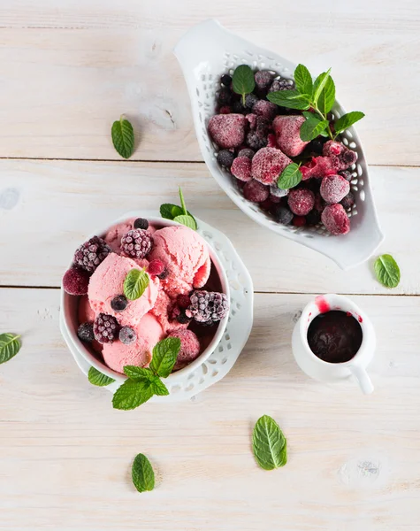 Helado de bayas — Foto de Stock