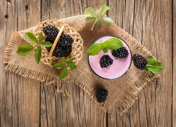BlackBerry молочний коктейль — стокове фото