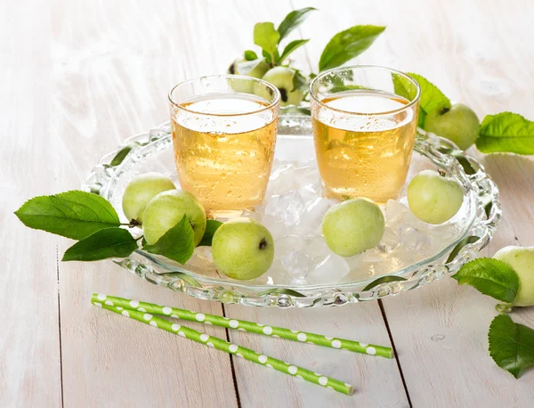 Kall apple drink — Stockfoto