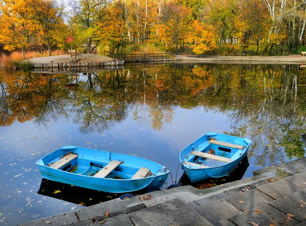 Jesień, wody, krajobraz — Zdjęcie stockowe