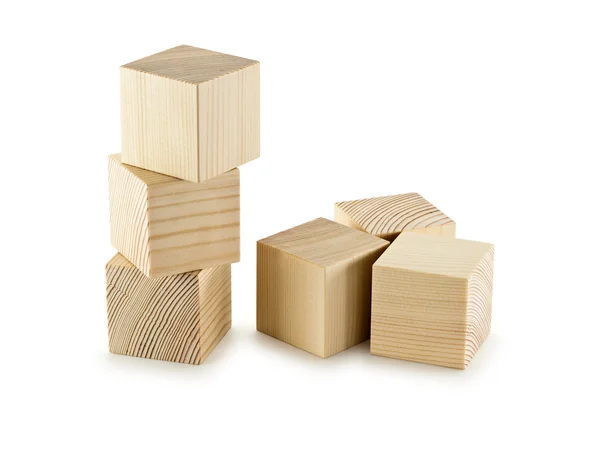 Yüksek ve geniş inşaat ahşap küpleri