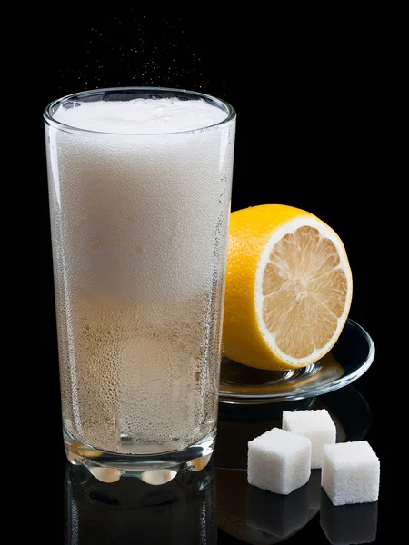 Vaso de limonada fría — Foto de Stock