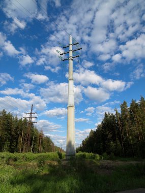 yüksek gerilim iletim hattı