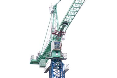 Kırpma yolu ile izole edilmiş beyaz arkaplan üzerinde kule vinç.