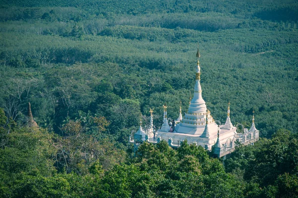 Khao Nai Luang Dharma Park Τοπίο Φύση Παγόδα Βράχο Βουνό — Φωτογραφία Αρχείου