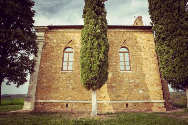 W pobliżu słynnej kaplicy, Tuscany — Zdjęcie stockowe
