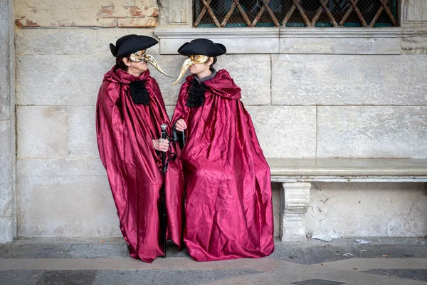 Máscaras en carnaval veneciano 2014, Venecia, Italia — Foto de Stock