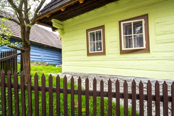 Vlkolinec - village rustique traditionnel, Slovaquie — Photo