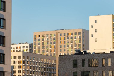 - Rusya. Moskova. Mart 2020. Berber dükkanını ziyaret et. Profesyonel bir kuaför için kozmetik seti.