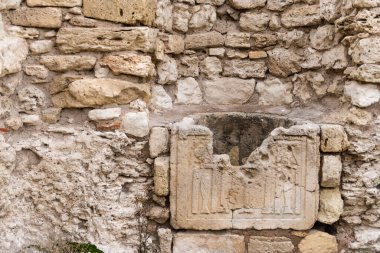 Tauric Chersonesos. Tapınağın harabelerindeki abdestin kalıntıları..