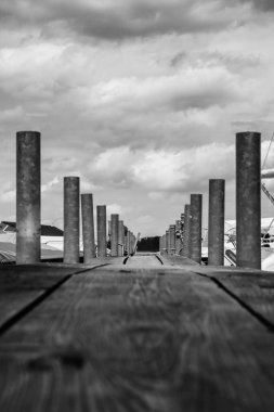 Denizde Ahşap İskele