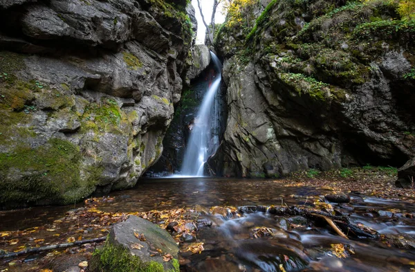 Cascadas Fotinovo Cascada Fotinski Montaña Rhodopes Región Pazardzhik Bulgaria Increíble —  Fotos de Stock