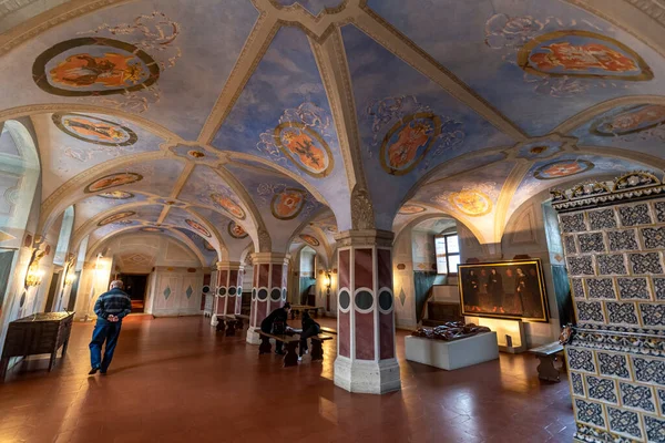 대한민국의 제249 지정되어 로열성의 내부요 궁전은 기념비적 기념물이며 폴란드에 유네스코 — 스톡 사진
