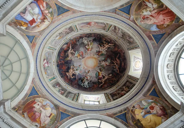 梵蒂冈城 意大利罗马 2019年10月19日 梵蒂冈博物馆的内部 漂亮的天花板 — 图库照片