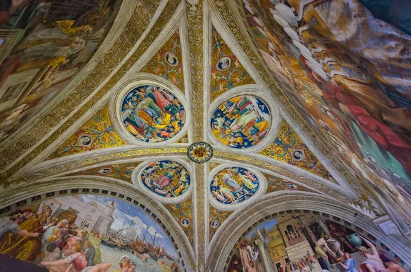 Vatican City Řím Itálie 2020 Podrobnosti Krásném Malířském Stropě Stanze — Stock fotografie