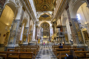 Amalfi, İtalya. Amalfi Katedrali 'nin içi, Havari Aziz Andrew' a adanmıştır, Roma Katolik Kilisesi Piazza del Duomo 'da.