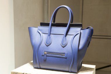 fashiom çanta displae