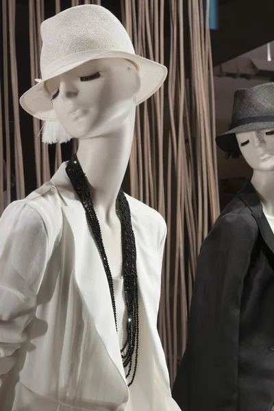 Fashion mannequin display — Stock Photo, Image