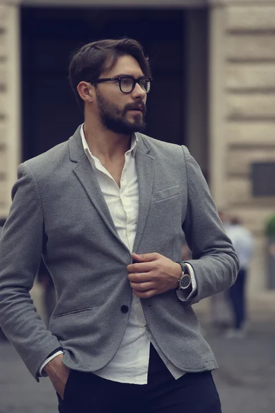 Fasion vardır genç adam