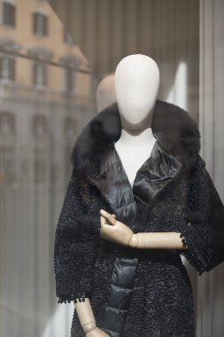 moda mankeni pencere