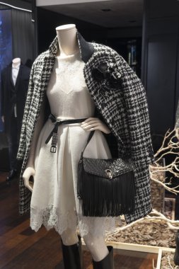 moda mankeni pencere