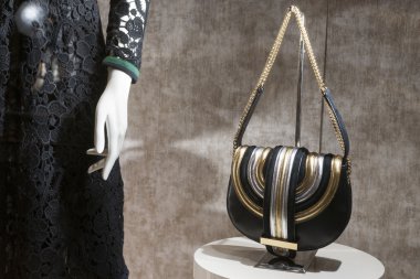 moda perakende ekran