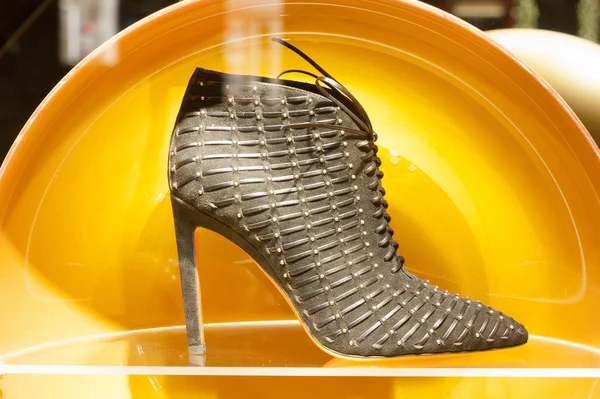 Fashiom shoe retail display — Stock Photo, Image