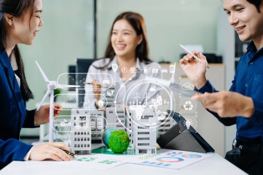 Küresel ısınmayı sınırlamak için karbon ayak izi iklim değişikliğini azaltmak için sanal modern akıllı telefon üzerinde çalışan iş ekibi. Sürdürülebilir kalkınma ve yeşil iş konsepti