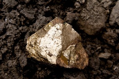 Chalcopyrite Sülfür Kristali - Bakır Ore