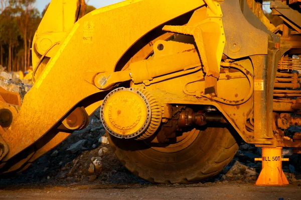 Tire Replacement on a Heavy Duty Loader