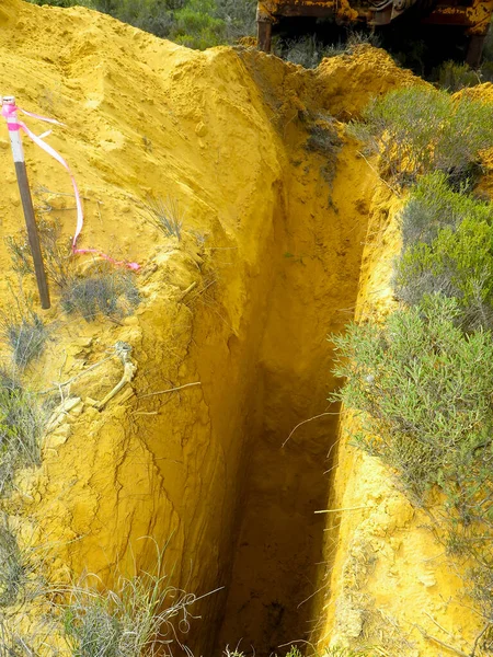 Exploração Mineral Dug Trenches — Fotografia de Stock