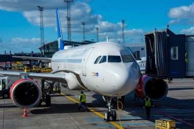 Oslo, Norveç - 29 Eylül 2024: Oslo havaalanında SAS havayolları uçağı