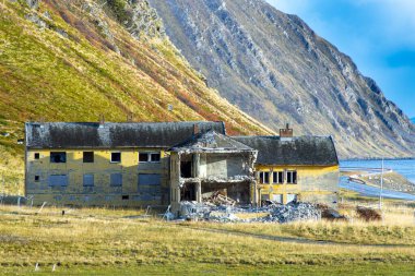 Kuzey Burnu 'ndaki Sarnes Köyü - Norveç