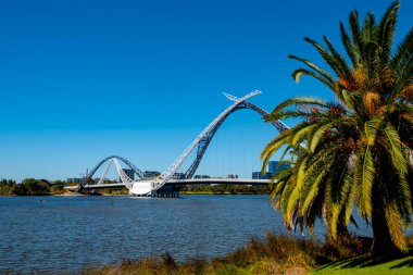 Perth 'teki Matagarup Köprüsü - Avustralya