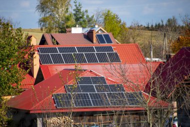 Evdeki Yerleşik Güneş Panelleri