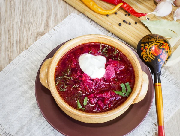 Sopa con remolacha roja . — Foto de Stock