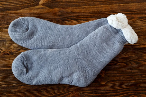 Chaussettes tricotées avec doublure en fourrure — Photo