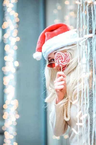 Gorgeous Funny Girl Enjoying New Year Happy Girl Christmas Shopping — Stock Photo, Image