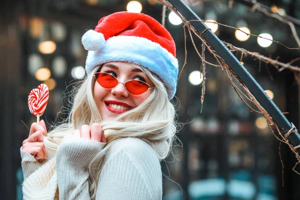 Gorgeous Funny Girl Enjoying New Year Happy Girl Christmas Shopping — Stock Photo, Image