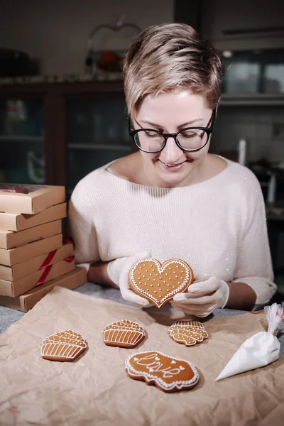 Homemade Gingerbread Heart Valentine Day — Stock Photo, Image