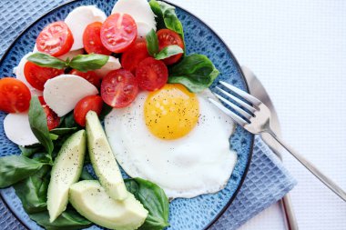 Sağlıklı gıda konsepti. Akdeniz kahvaltısı.