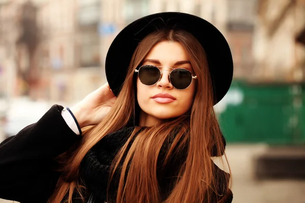 güzel bir kız closeup portresi.