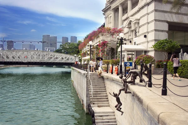 The First Generation skulpture at the Singapore River, Singapor — Stock Photo, Image