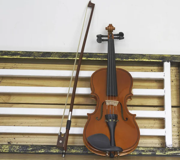 Violin Bow Put Background Blurry Light — Stock Photo, Image