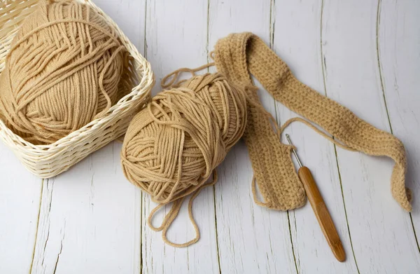 Lavoro Maglia Con Uncinetto Legno Filato Cotone Marrone Mettere Fondo — Foto Stock