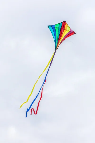 Kite in lucht — Stockfoto