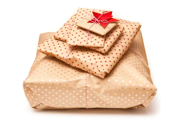 Подарункові упаковані посилки або подарунки — стокове фото